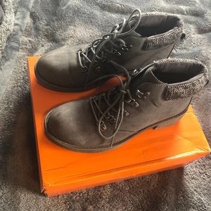 Women’s rocket dog ankle boot